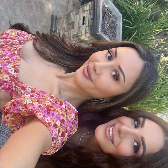 About Jackie: TikTok: @jacquelineklove - Picture 8 of 10